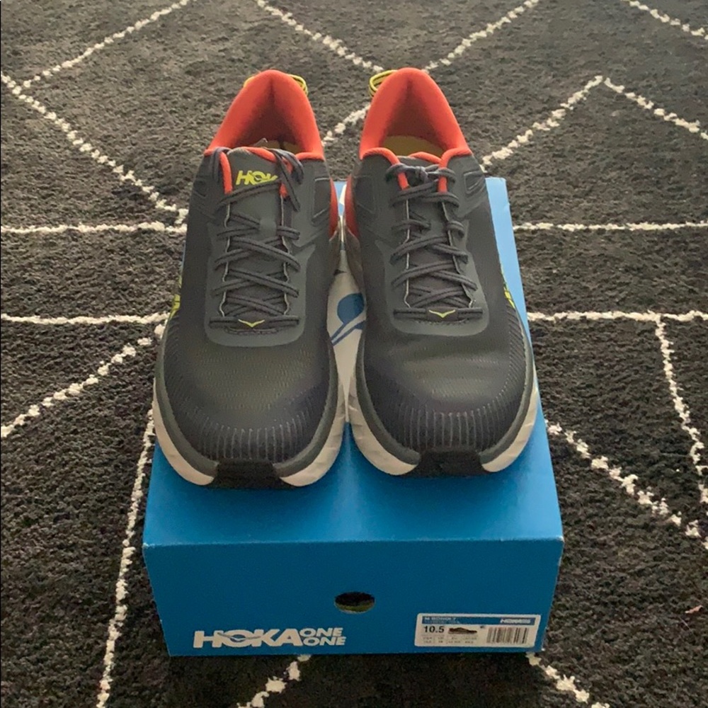 Hoka one Bondi 7 men’s running shoe